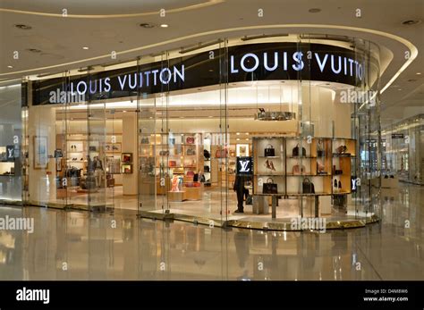 louis vuitton england stores|Louis Vuitton outlet uk.